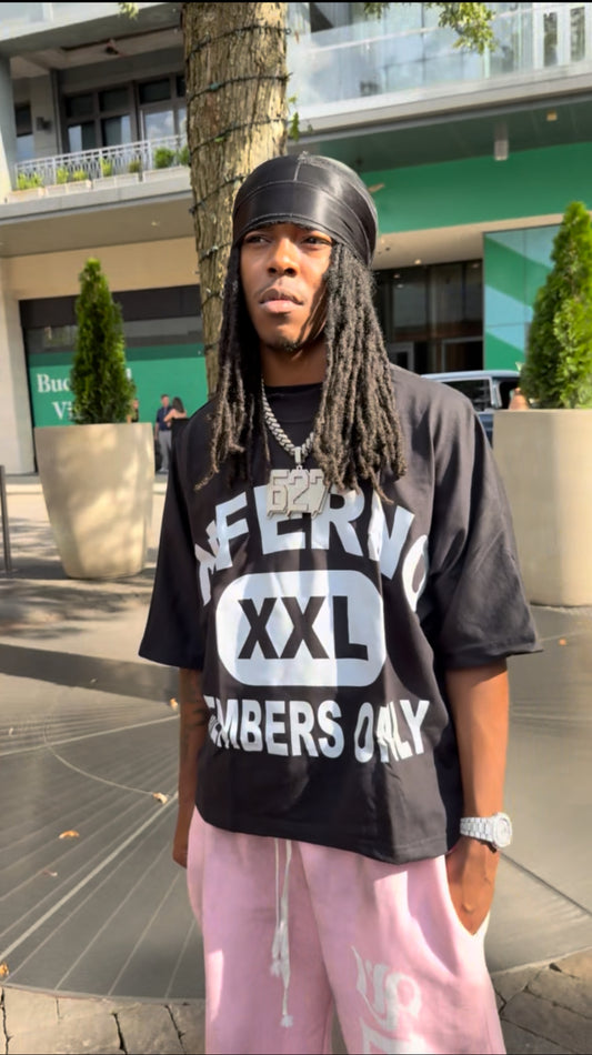 Black Cropped Tee’s